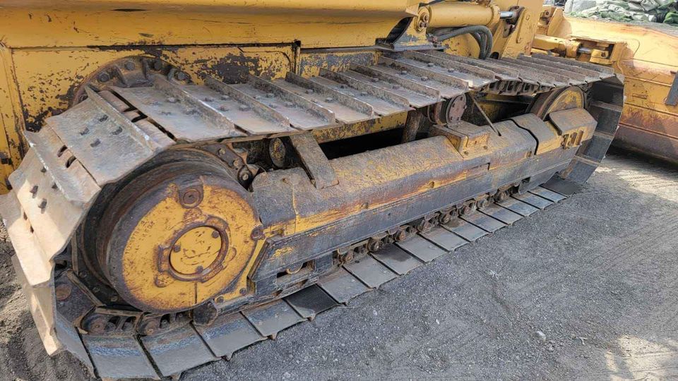 2004 Caterpillar D4G XL for sale ref 56029368 - MachineryBroker.com