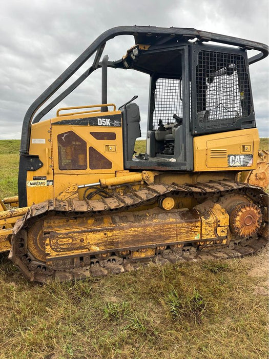 2011 Cat D - 5k for sale ref 74426361 - MachineryBroker.com