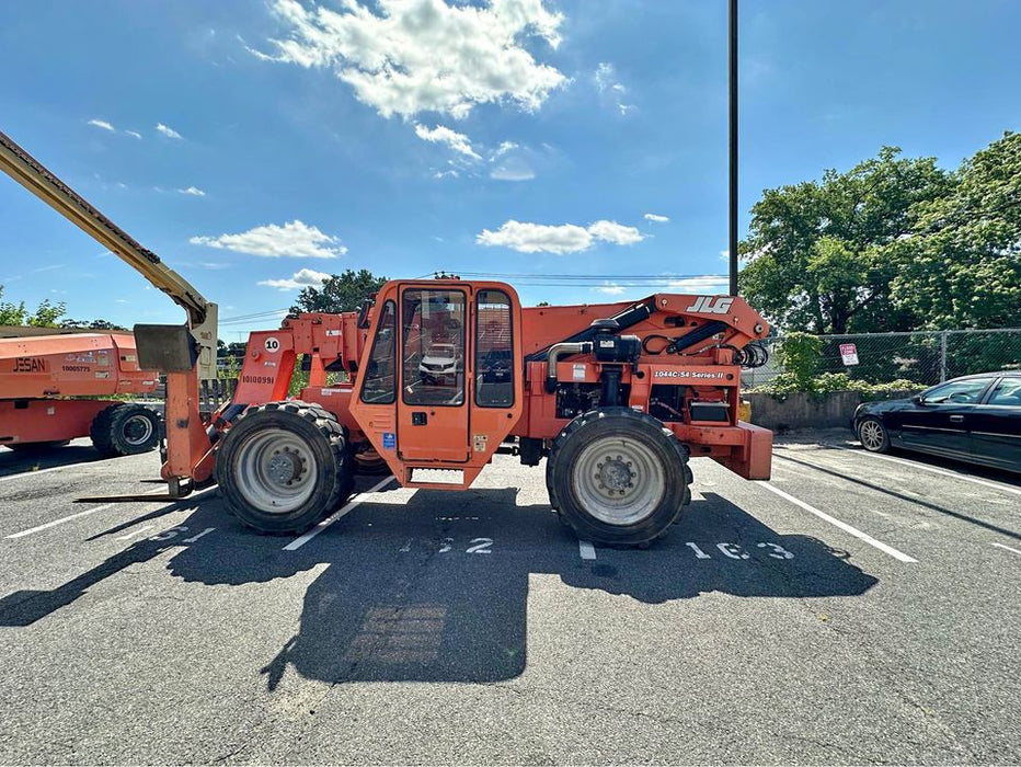 2013 JLG Lull 1044c - 54 for sale ref 45559343 - MachineryBroker.com