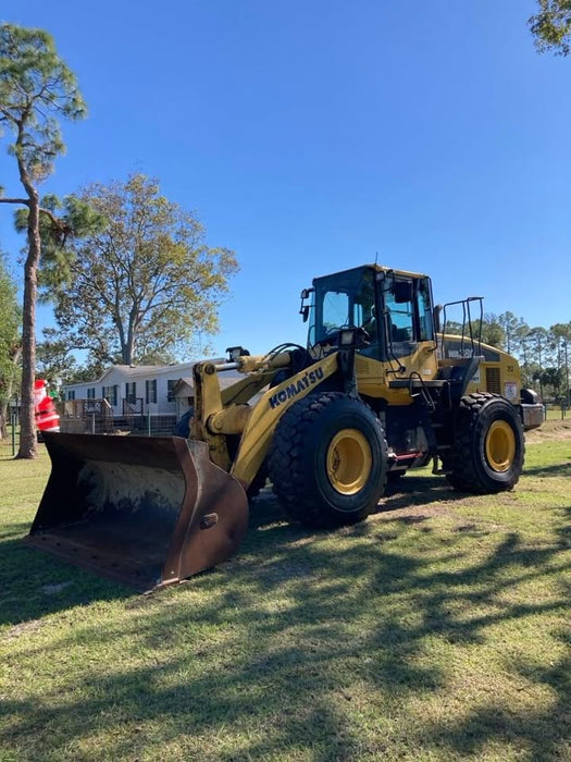 2015 KOMATSU WA380 - 7 for sale ref 40589958 - MachineryBroker.com