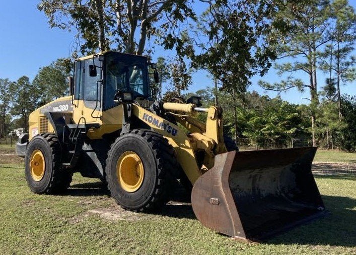 2015 KOMATSU WA380 - 7 for sale ref 40589958 - MachineryBroker.com