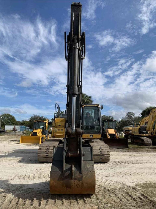 2016 JOHN DEERE 210G LC Excavator for sale ref 22884441 - MachineryBroker.com