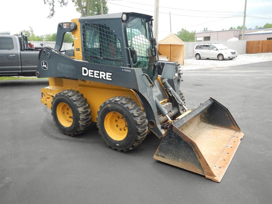 2017 JOHN DEERE 324E for sale ref 85913052 - MachineryBroker.com