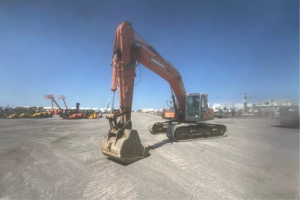 2019 Doosan dx300lc - 5 for sale ref 62910126 - MachineryBroker.com